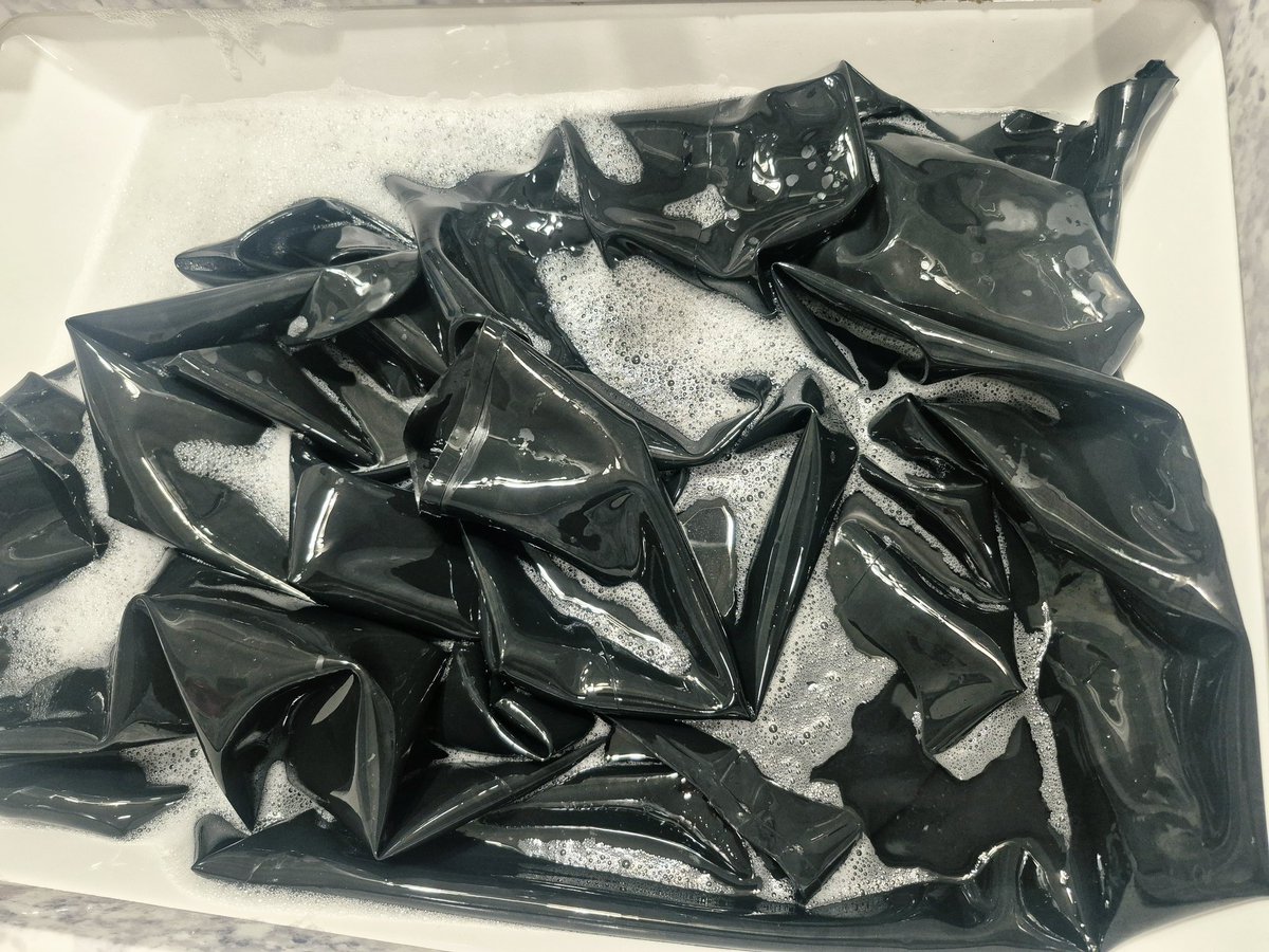 MissAvaLynn's tweet photo. This is your reminder to do your laundry. 

#latex https://t.co/9LYpptgc54