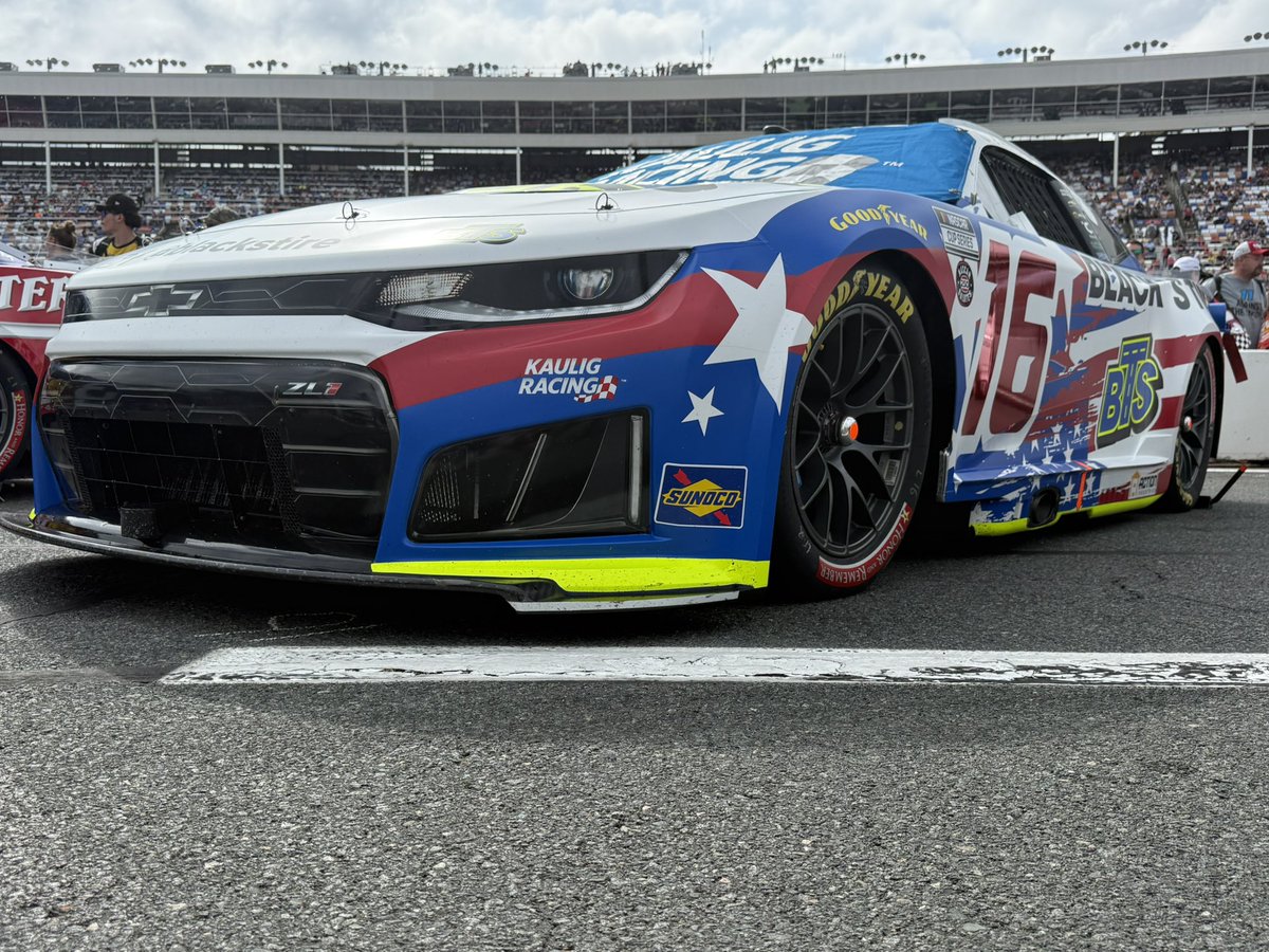BlacksTire's tweet photo. 🏁 IT’S GO TIME IN CHARLOTTE! 🏁

The Coca-Cola 600 is here and AJ Allmendinger rolls off from P10 tonight at Charlotte Motor Speedway!

#CocaCola600 #AJAllmendinger #KauligRacing #NASCAR #CharlotteMotorSpeedway #RaceDay #MemorialDayWeekend #HonorAndRemember #TeamBTS #BlacksTire #BlacksHasYourBack #LetsGoRacing #NASCARCupSeries #Chevrolet #GoTime