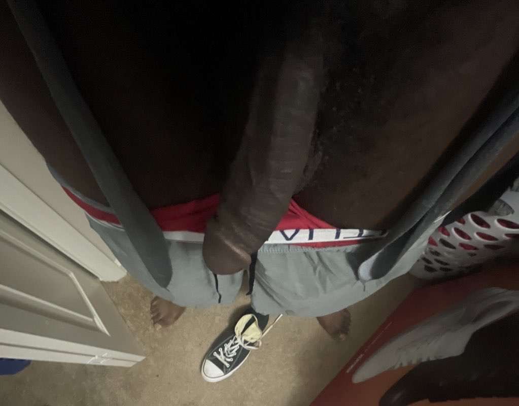 BigZDaKing's tweet photo. Need a hg or some fwb idc😈🕺🏾 https://t.co/Xa9l4PcE8p