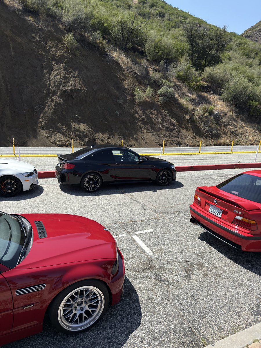 JackColumbia's tweet photo. They’re all unreliable just pick a cool one. 

I’m not talking about cars https://t.co/gt8LZ0HU0C