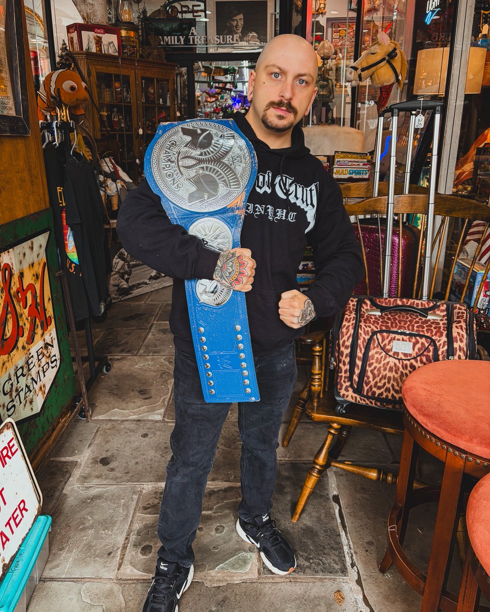 BillCardella's tweet photo. Tried the goatee as a joke but everyone keeps saying i look like stone cold and it actually goes kinda hard https://t.co/kHyrtjC3Zw