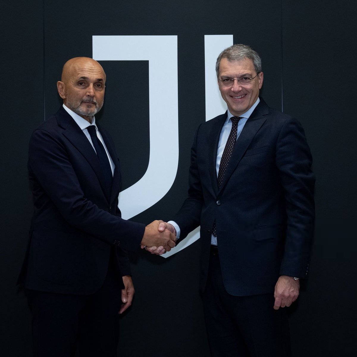 Curva Juventus tweet media