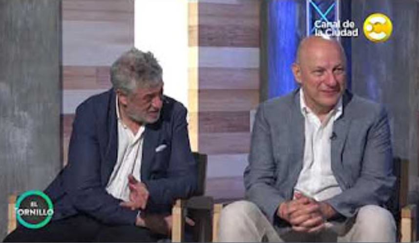 IZuleta's tweet photo. Ahora, un diálogo con Sergio Berenstein y Luis Tonelli en el programa "El tornillo". Desde las 21, se emite por el Canal de Ciudad, https://t.co/4AJzVOAR8e. Twitter @CanalCiudadBA   / canalciudadba  
Facebook   / canalciudadba https://t.co/1Fh46RZ3ew