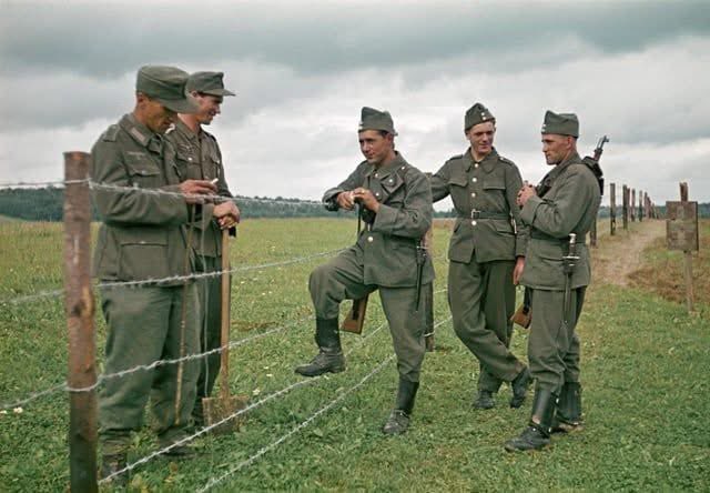 Voices of WW2 tweet media