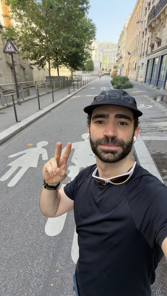 booksterpp's tweet photo. 18km destravados ✅ (e sem foto de pé) https://t.co/fFxCPY10Ne