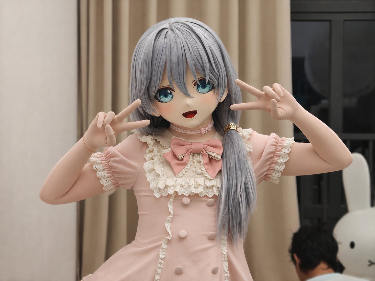 Wikiberrie's tweet photo. 入替了德丽莎~ 非常可爱，感觉体验超棒！
还和大佬贴贴了，玩得很开心~☺️

出镜：我自己
摄影&amp;头壳：@jszddxianbing

#kigurumi #cosplay #着ぐるみ #德丽莎 https://t.co/bt5rU3buAK