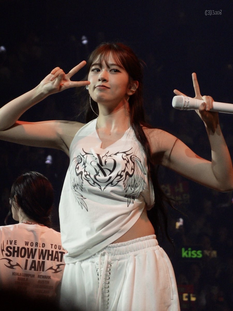 (C)LEO! tweet media