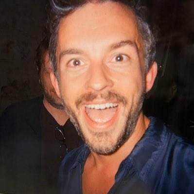 ✨ jonathan bailey lovebot ✨ tweet media