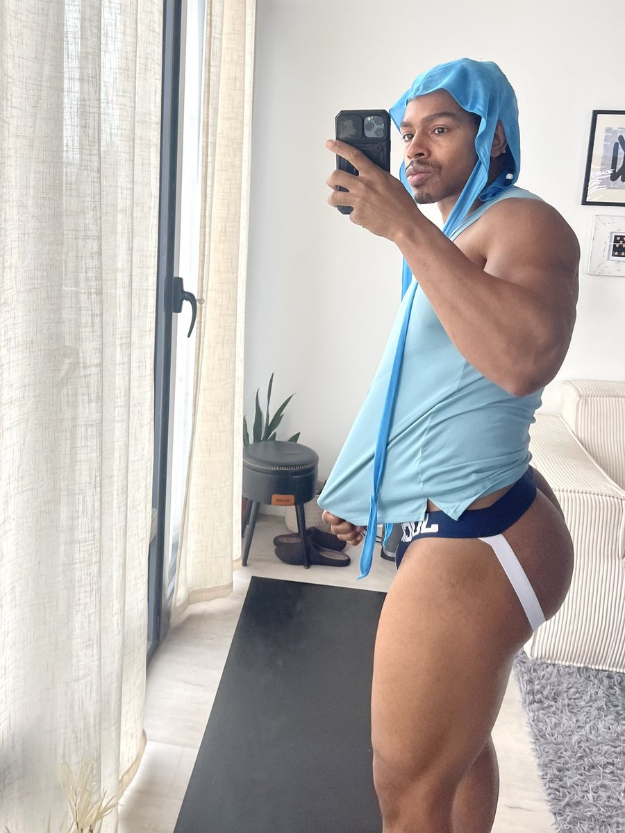 Denzell Theodore tweet media