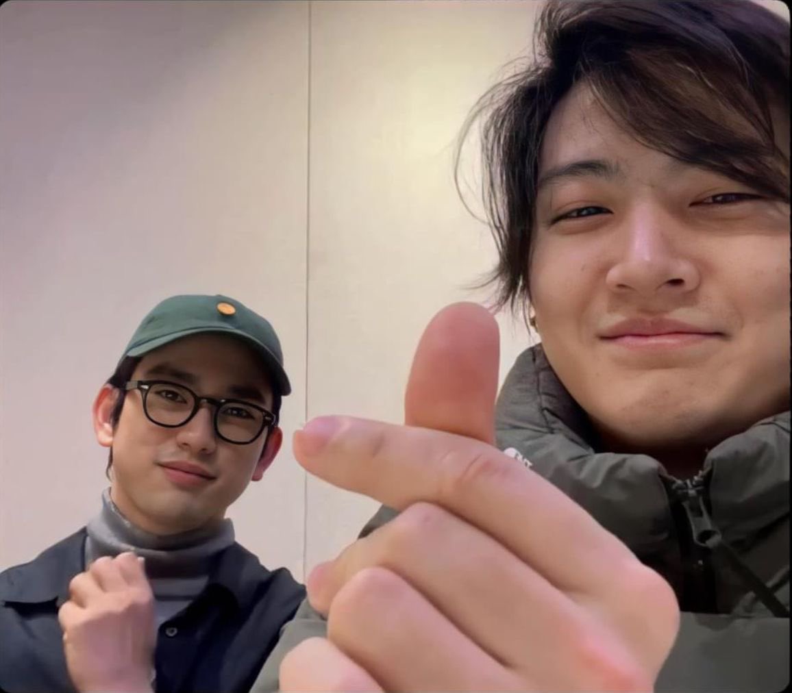 박 팟사위 ㅍㅅㅍ 922% 🩵 파란 하트 🩵 tweet media