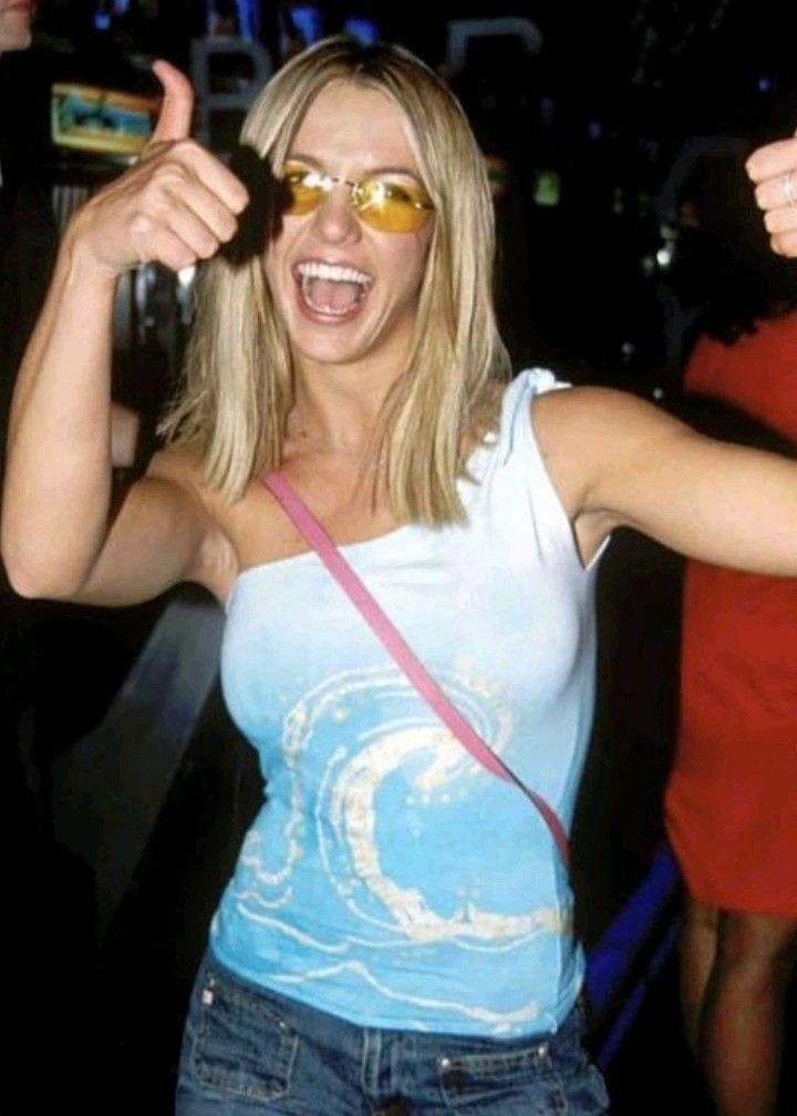 ModernItGirl tweet media