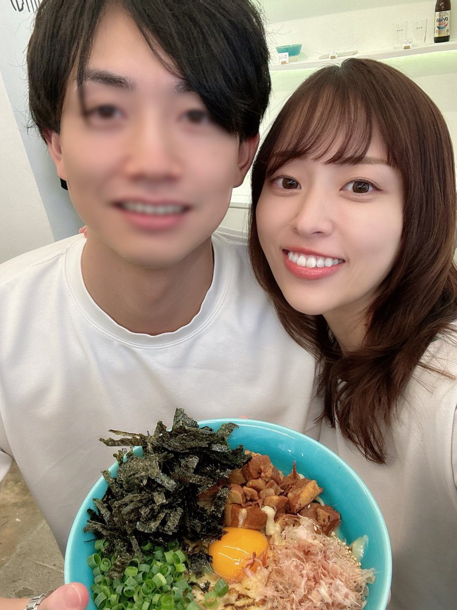 はな tweet media