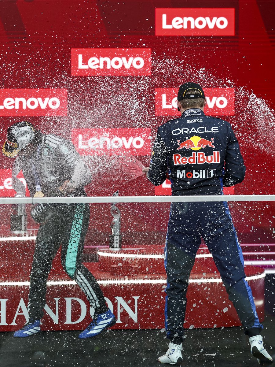 Max Verstappen tweet media