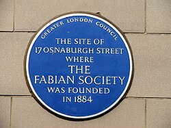 Chevalier6Manon's tweet photo. 🧵En 1884, à Londres, des intellectuels fondent une société qui prend pour emblème un loup déguisé en mouton. 
Leur but déclaré : transformer la société vers le socialisme.
Leur nom: Les Fabiens...🐺   (1\10)
#Québec #Histoire #ChevalierDu21e https://t.co/DSlmHpJcB4