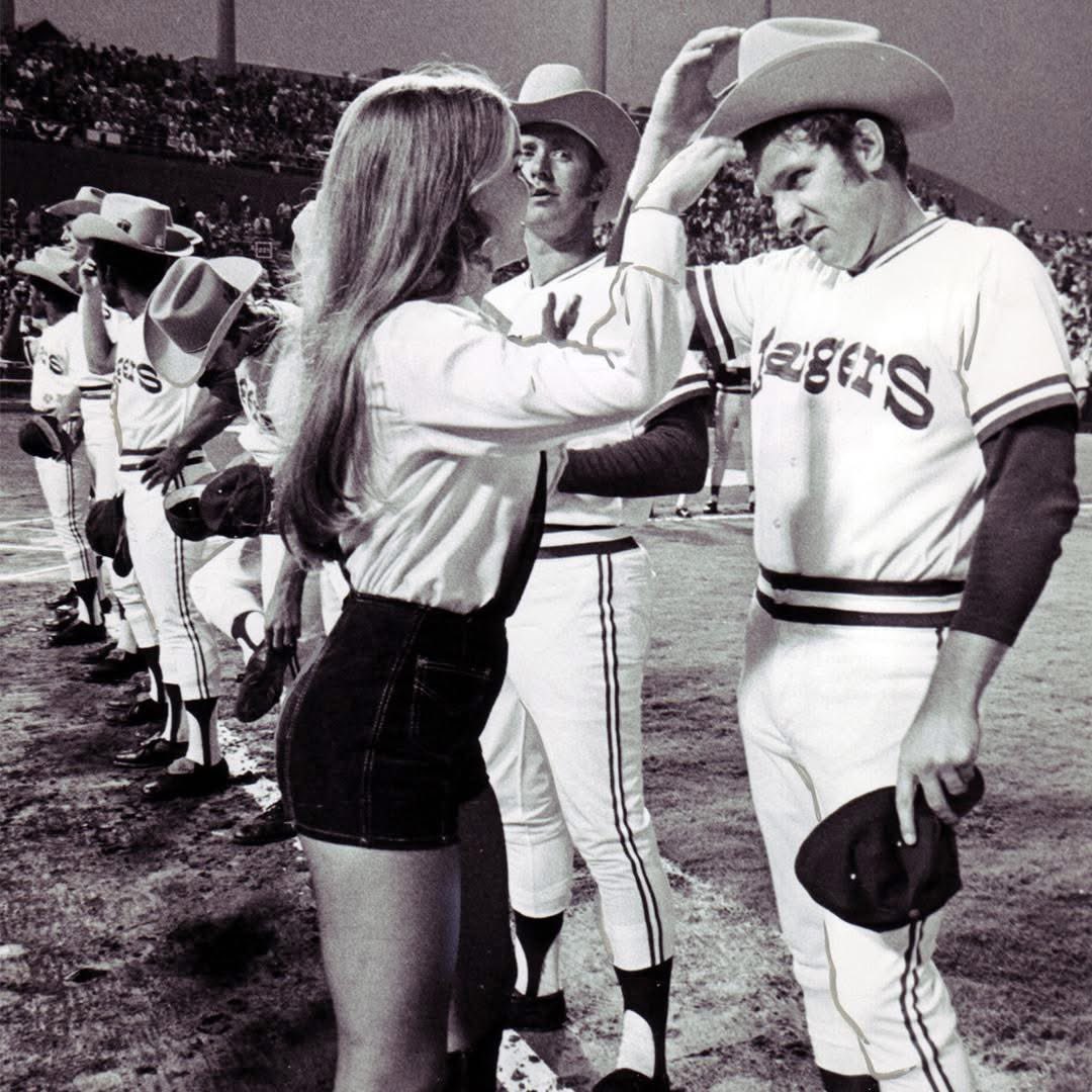 Texas Radio Dude 🎤 tweet media