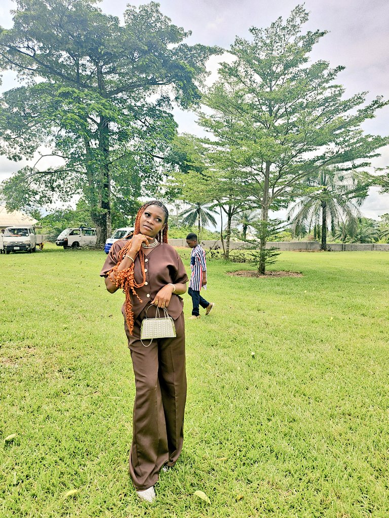 Omah68's tweet photo. #Jwbabe https://t.co/cBoMx9MS08
