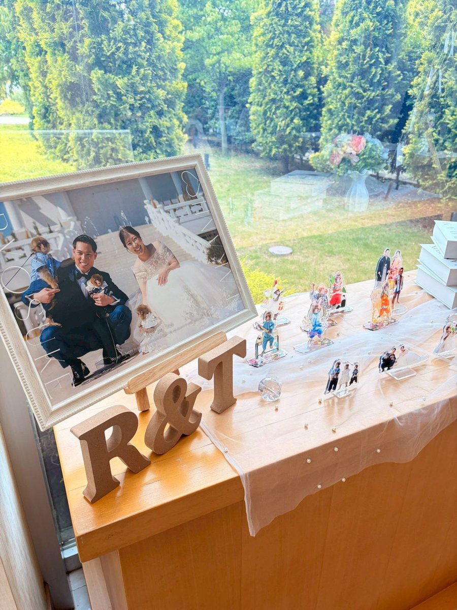 rsk_1614's tweet photo. 無事結婚式を納めることができました🌹
大好きなモンタメさんに来ていただいて夢のような時間でした✨
あらしは緊張してたけど、一緒に入場頑張ってくれました👏
かあるちゃんだい坊も頑張りました！
間中家の皆さんありがとうございました！！ https://t.co/jSwcL1n35Y