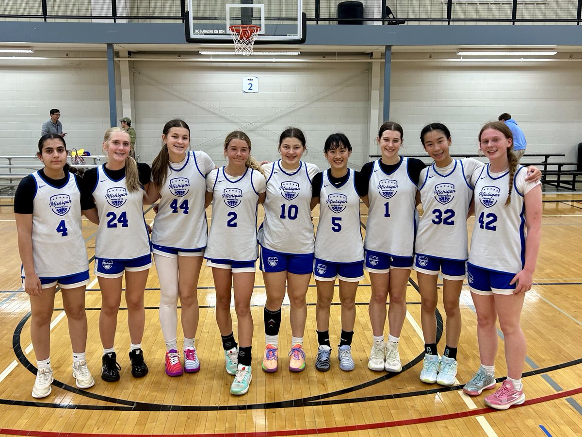 iamcoachmason's tweet photo. @MIprospects 2029’s go 3-1 this weekend. Thank you @CoachEvanBell @PrepGirlsHoops @pgh_Danyle https://t.co/iaKnYuv0hy