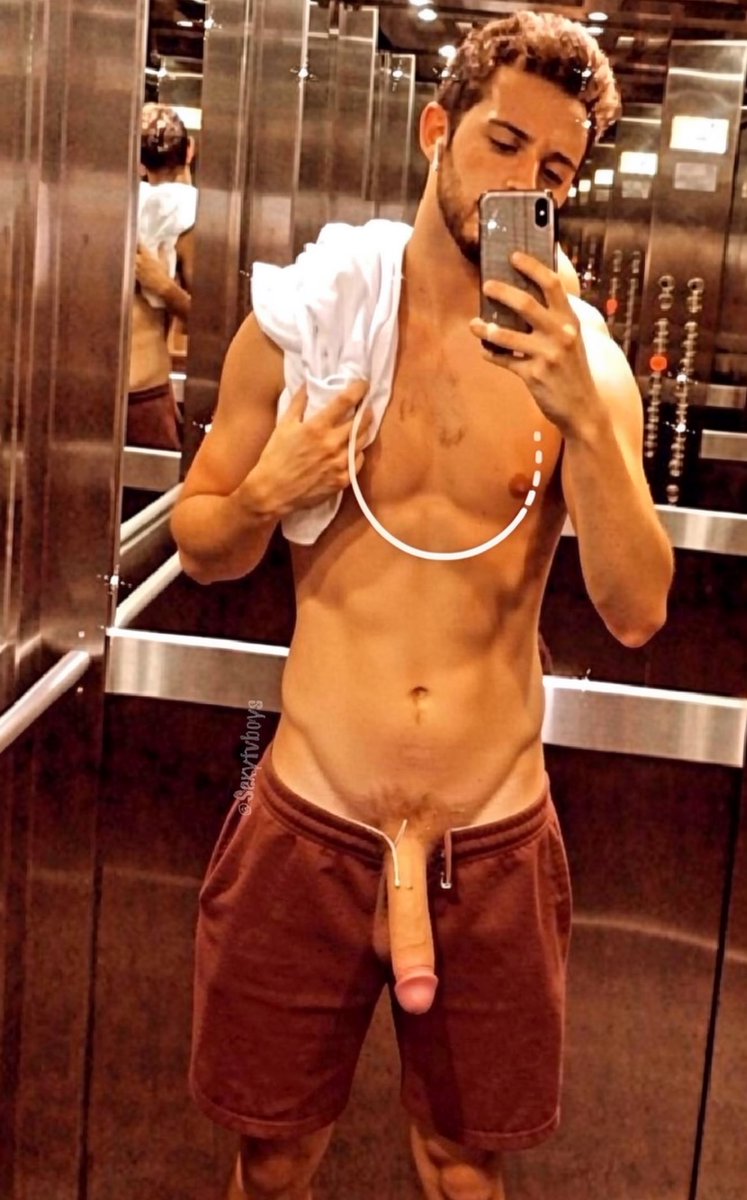 morbohombress's tweet photo. Lo rico que eres Rugge😍🤤😋
#porn #gay #gayporn #gayfake #soyluna #nude https://t.co/8ejOpdGhpu