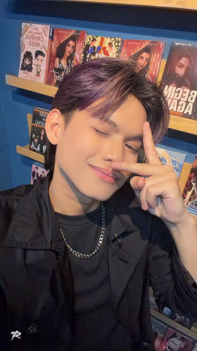 TeamRikiOFC's tweet photo. [📸] #RIKI_SELCA

Project WAN Riki at Calix in Grayscale

📍Psicom Blue Club
📆 05.24.2026

#Project_WAN #ProjectWAN_Riki #WAN_Riki @richardazarcon_ https://t.co/cVu2KgkVJ7