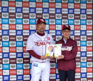 kinnoibuki's tweet photo. 宮城県内に拠点を置く４つのプロスポーツチーム（仙台89ERS、東北楽天ゴールデンイーグルス、ベガルタ仙台、マイナビ仙台レディース）へ宮城米を贈呈しました！
詳しくは、HP（https://t.co/ehi9CUJ4gQ）をご覧ください！👀
（写真は贈呈日順です） https://t.co/fyxMqkHiUH