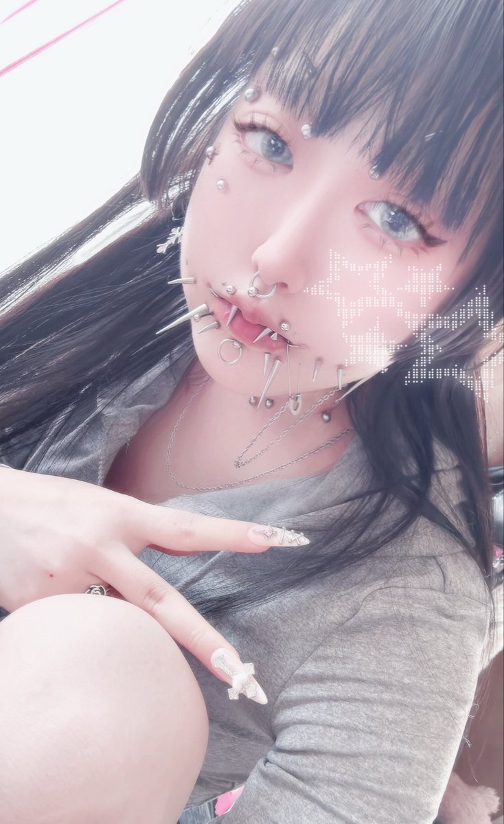 りりうむ tweet media