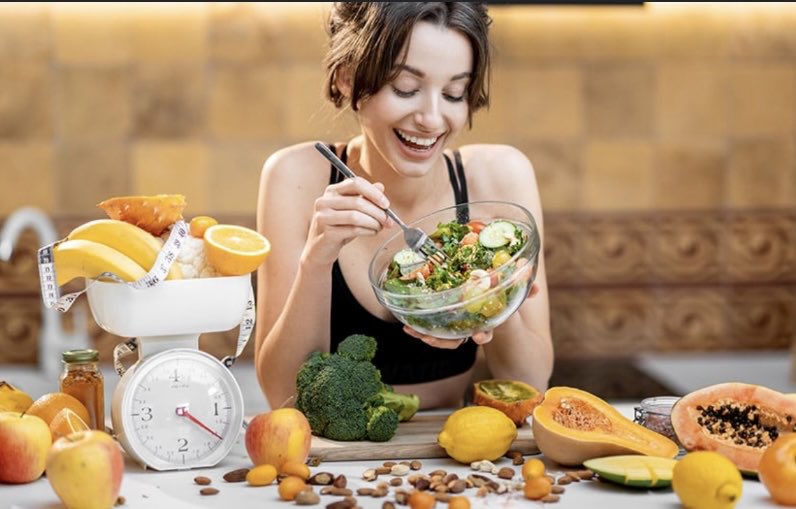 AChaithra95082's tweet photo. STUDIES SUGGEST SLOWER EATING CAN ALSO REDUCE STRESS LEVELS AND HELP PREVENT OVEREATING BY INCREASING FEELINGS OF FULLNESS FASTER.#healthyeating #lifestyle #healthfit https://t.co/79LOSbdO4B