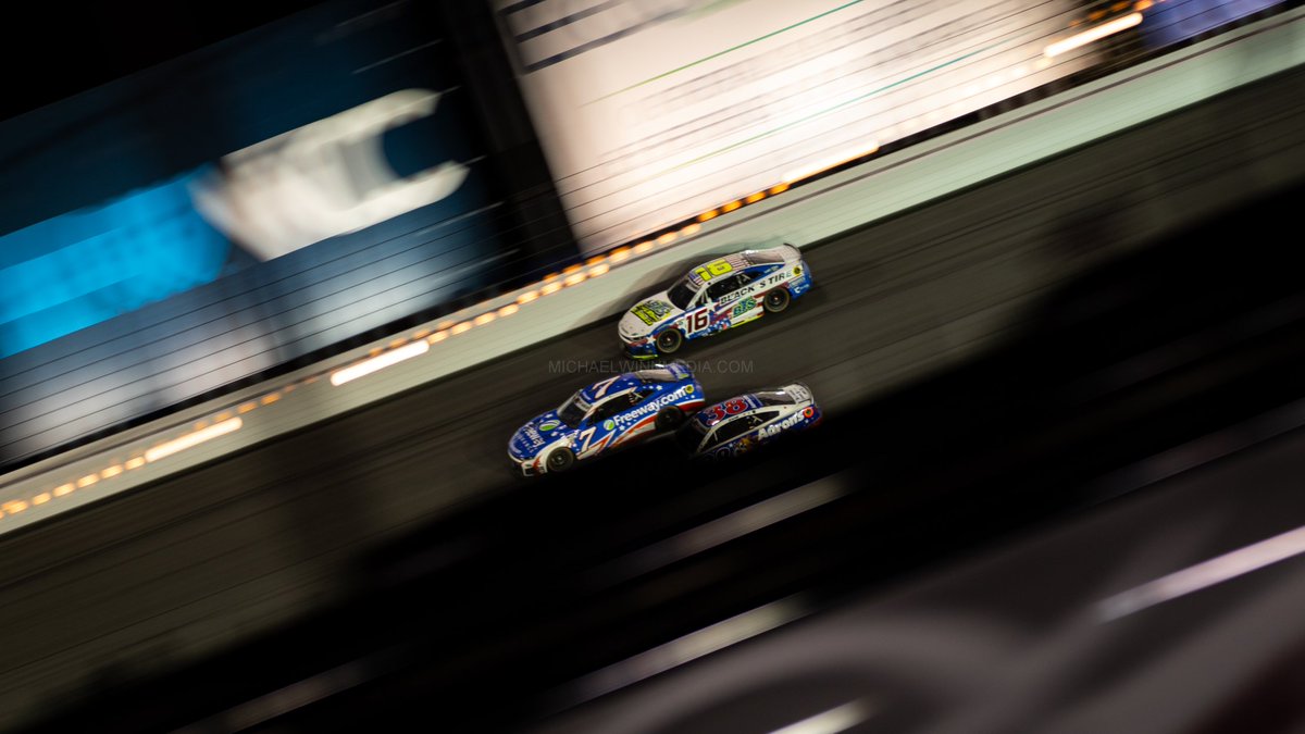 MWinnMedia's tweet photo. A fitting champion of the 600. https://t.co/IGUAPikoLd