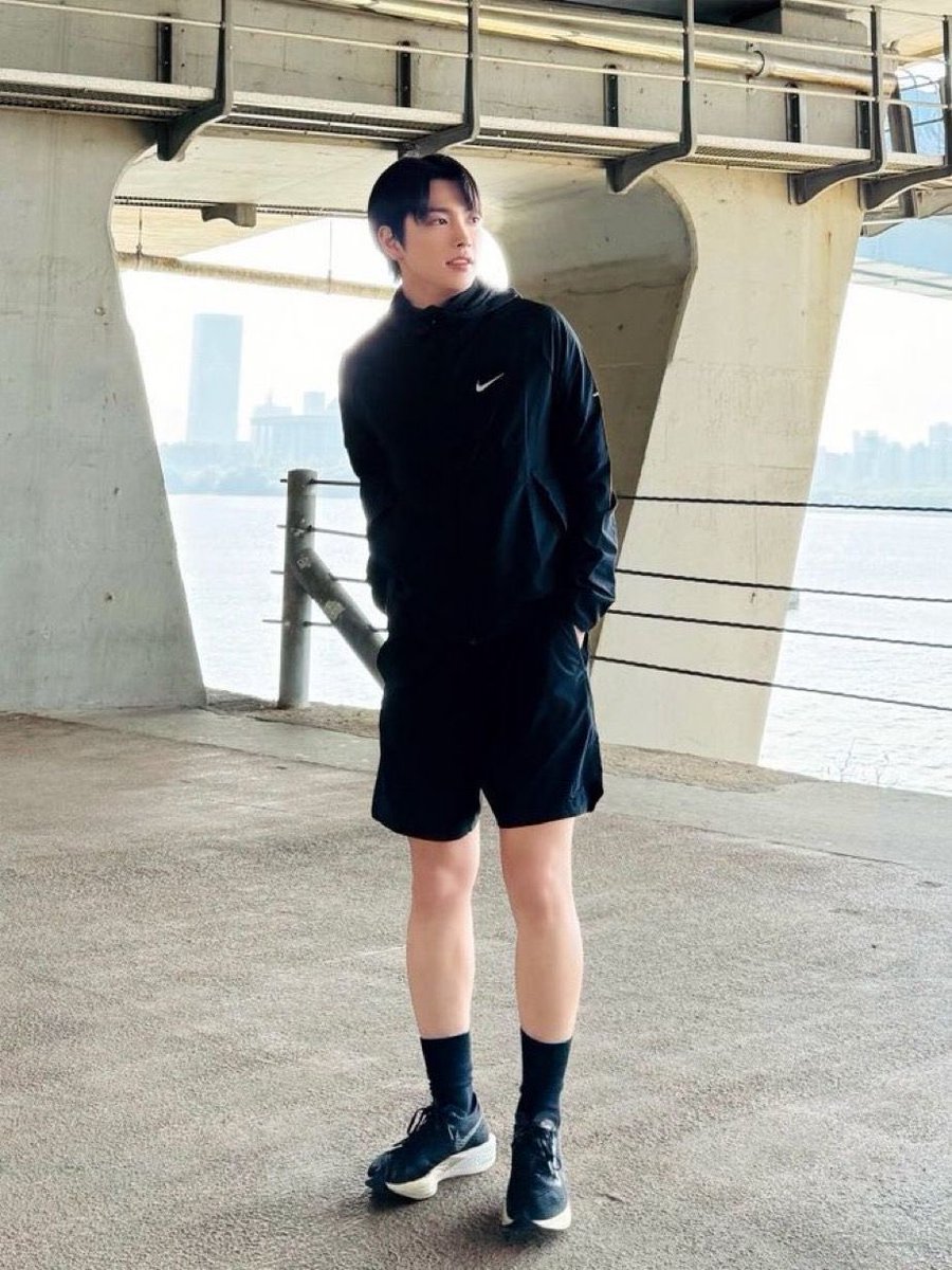 홍쭈니 tweet media