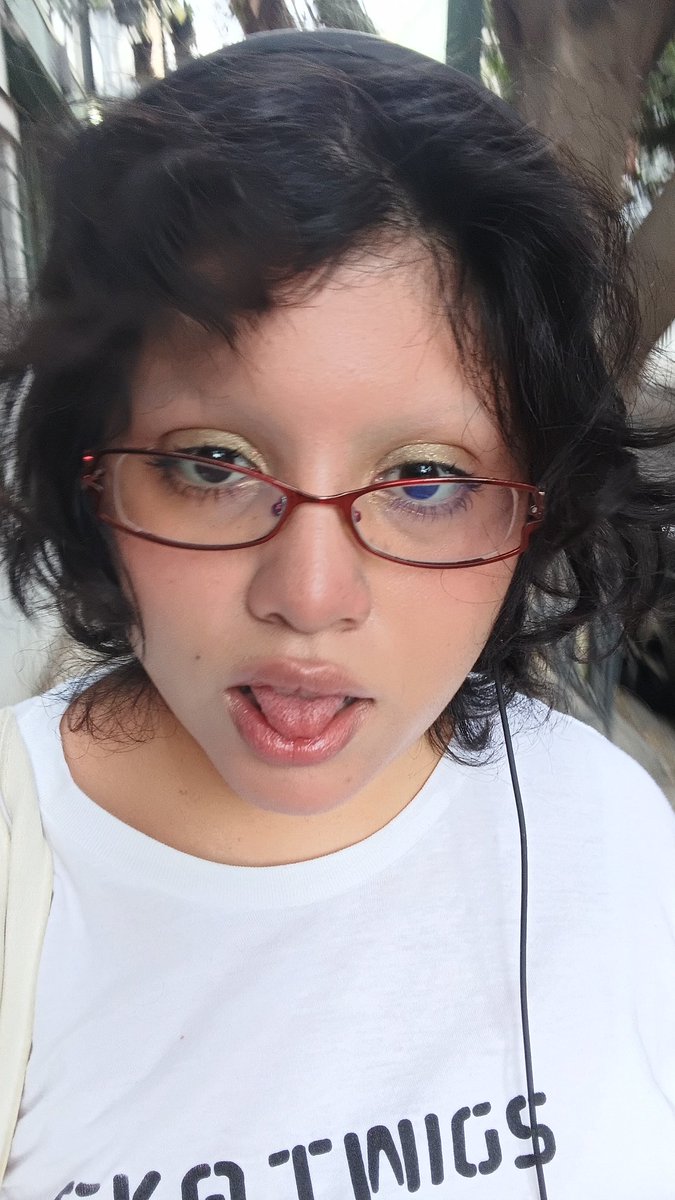 ❤︎𝄢 tweet media