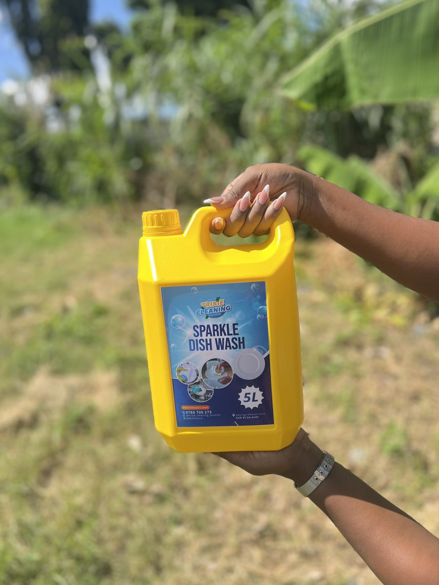 MsFrancic's tweet photo. Cheers to a productive week and clean results ✨…….Good morning TCS Lovers♥️

Price:   12000 (12k) 5 Ltrs

Location📍:Ubungo Mawasiliano

Contact☎️: 0786700273

Delivery 🚚: Tunafanya kwa gharama za mteja

Kindly Repost🙏🏾 https://t.co/O8IZY5SmNa