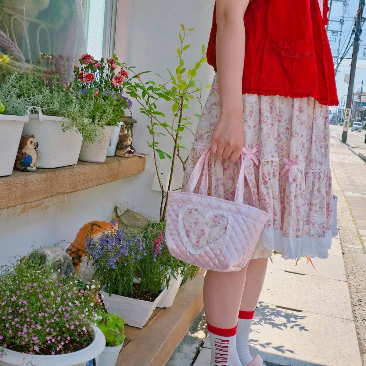 oningyomura's tweet photo. 明日26日21時よりオープン💞
てんてこマート天国店✨⛅️🌛

新商品や実店舗FancyRibbonClubにあるスクイーズなどの雑貨もゾクゾク登場❣️
一旦チェックしてみて❗️

https://t.co/Tzw7Y2sWDT https://t.co/rExHHLusrB