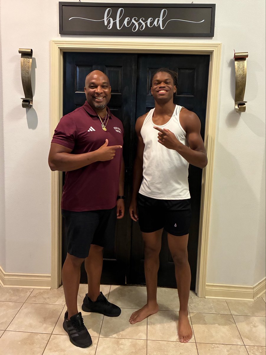 TXSTCATS's tweet photo. Texas State adds a commitment from Ellison Collins IV, a DB out of George Ranch HS (6A) in Richmond, TX.

Collins is a 6'3", 185 lb. three-star prospect in the '27 class. He held D1 offers from Army, Cornell and Dartmouth before choosing the Bobcats.

As a junior in 2025: 23 tackles (15 solo/8 assisted), 6 PBUs, 2 fumble recoveries. Also lined up on offense — 22 receptions for 557 yards and 7 TDs in 11 games.

Off the field: 4.0 GPA, 3x All-American, elite track athlete (6'6" HJ, 47'9" TJ).

#TXSTCATS27