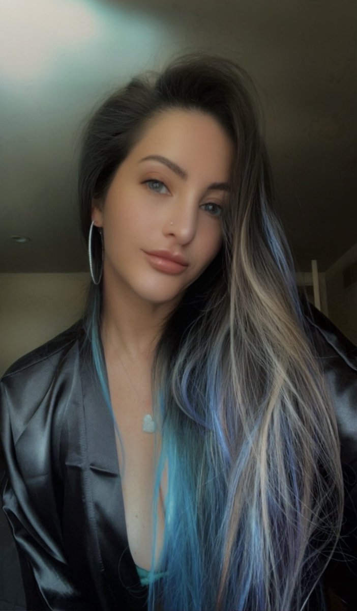 BrattyStella7's tweet photo. The Girlfriend Experience you’ll never forget💋 https://t.co/RkB8bnu3Ae