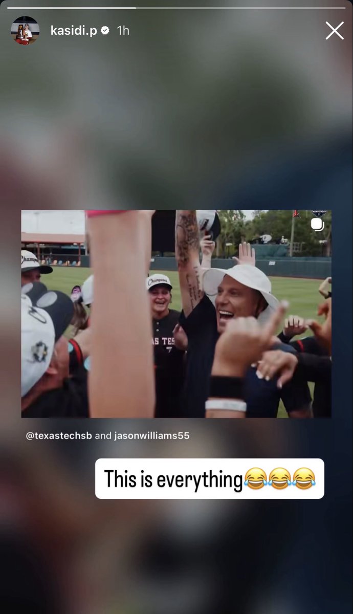 BoomerBorn tweet media