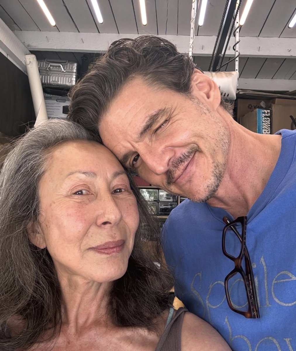 Pedro Pascal Daily tweet media