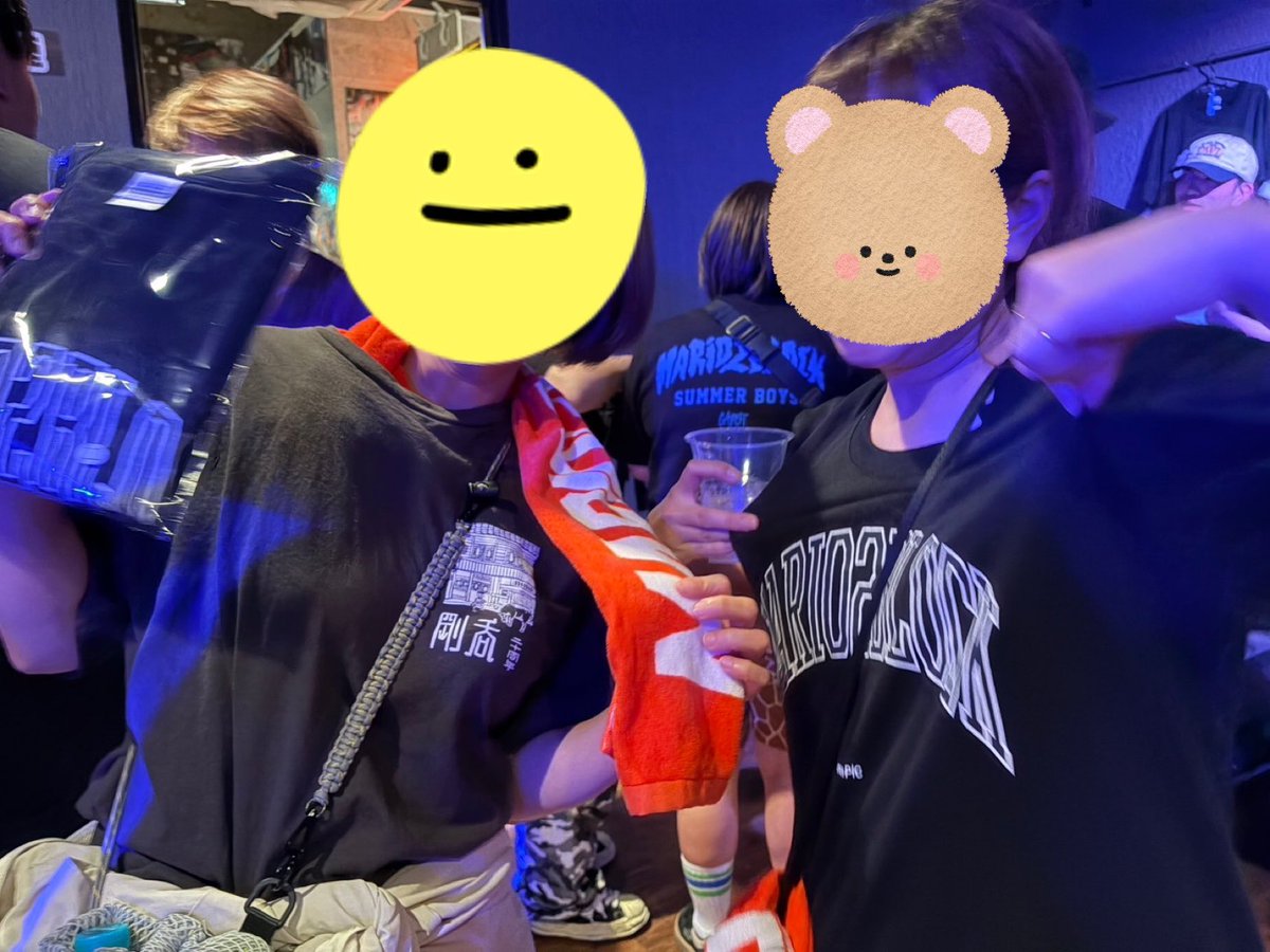pirotus's tweet photo. きのこちでした！
客層が老若男女、フォーリナーまで幅広いのにみんなでわちゃわちゃ楽しかった💕Northernの時うちの推しのづらくん飛んできた笑
1人ひっそり参戦のつもりがみんなに会えてNOU写も出来てたーのしかったぁ‼︎ https://t.co/FDlwNdGlIk