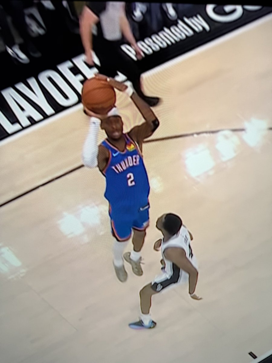 landoid's tweet photo. SGA already out here flopping and getting calls. @NBA getting more unwatchable as these playoffs move on.  #spurs #Spursvsthunder #NBAPlayoffs https://t.co/OK83YPtgpo