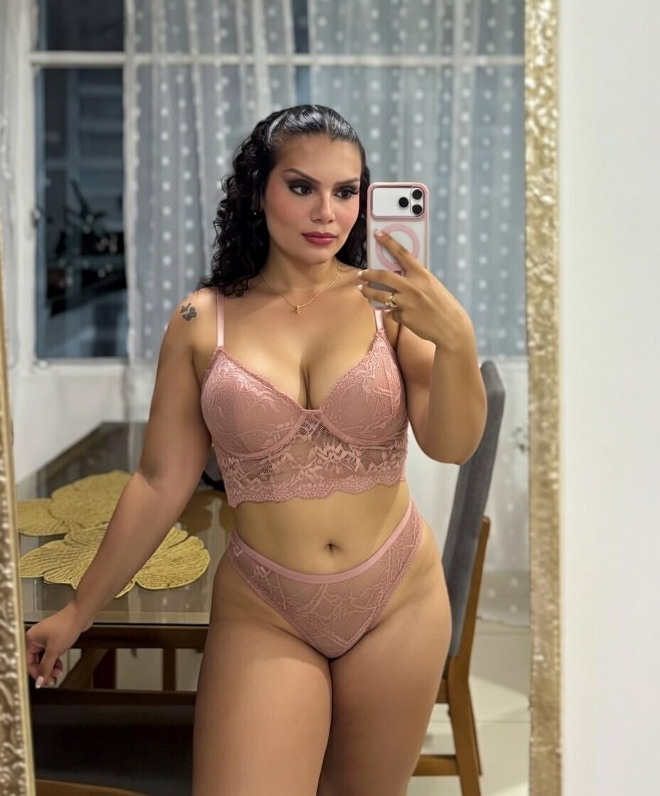 Entorgame22's tweet photo. @ChiaEsposo33276 La pijama de mi baby, post fiestesita! https://t.co/72GZu9jyjf