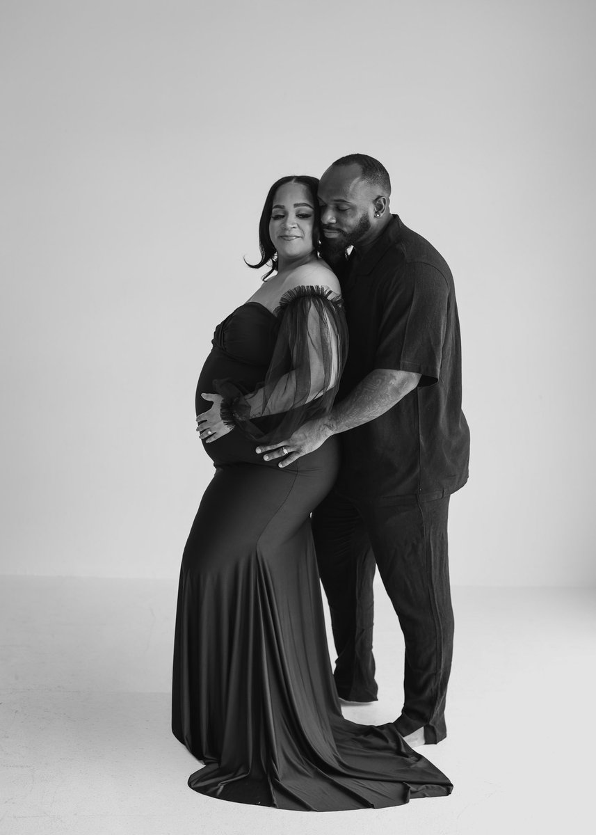 VariBlessed's tweet photo. No greater gift 🙏🏽🖤🤍👶🏼🌸… 🔜 #SummersParents https://t.co/Bi98a0Mlqp