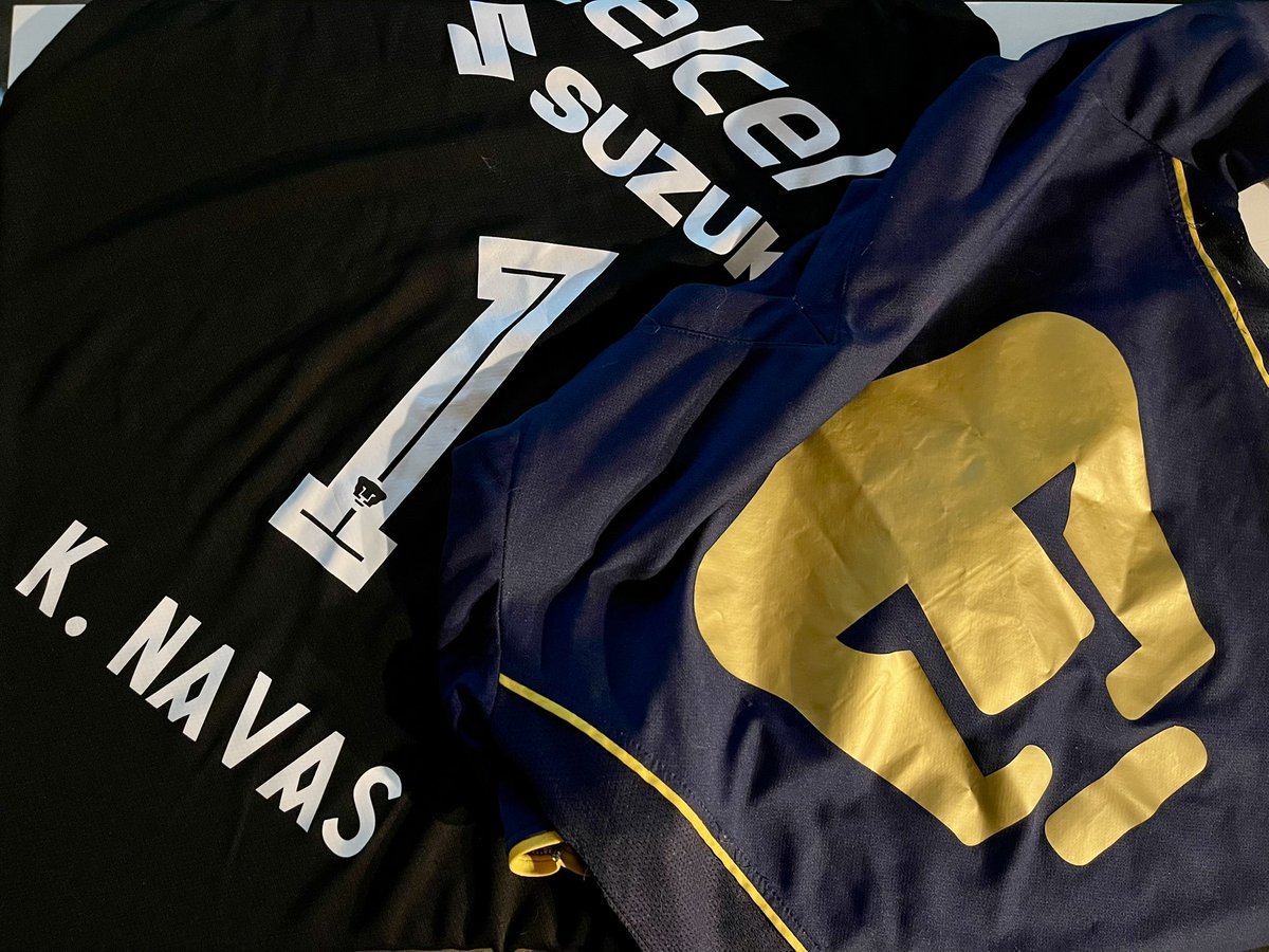 Augus1411's tweet photo. Vamos con todo @NavasKeylor 
Vamos con todo @PumasMX 
#Junt8sPorLaHistoria https://t.co/ybVqEX9jXl