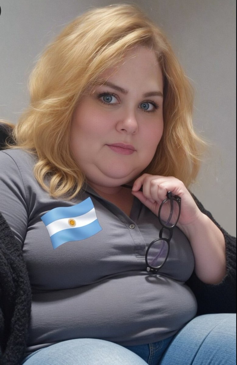luuu_fdc's tweet photo. @lilialemoine La real https://t.co/h5fXkmPky0