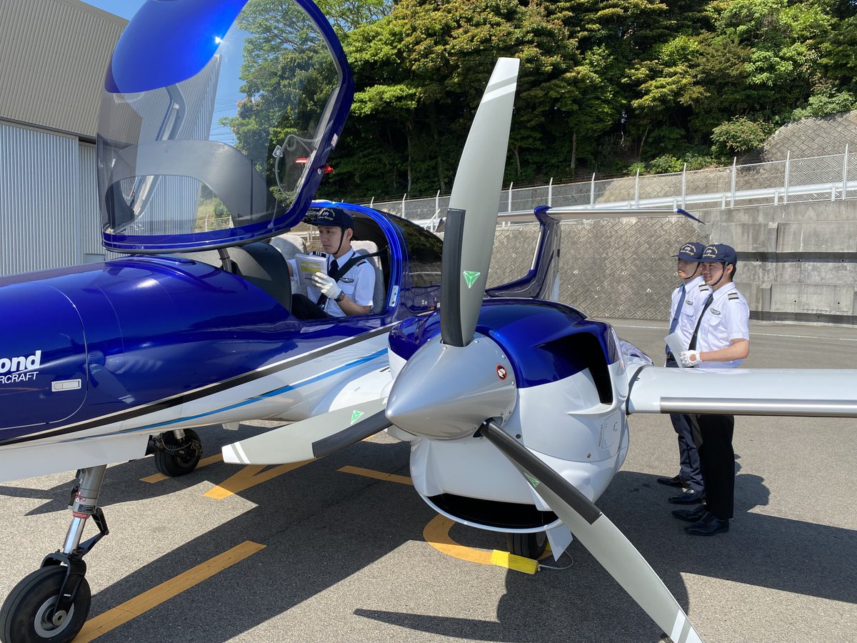 Honda_Airways's tweet photo. ✈️本田航空 訓練生募集✈️

2026年11月開講「計器飛行証明課程」の募集を開始しました👨‍✈️
舞台は大分空港。現場を知り尽くした教官陣が、あなたの夢を全力でサポートします🧑🏻‍✈️✨

出願締切：2026年8月31日
詳細はプロフィール欄のURLから公式HPのお知らせをチェック🔗

#空のHonda #本田航空 #大分空港 https://t.co/lEnQwZB15z