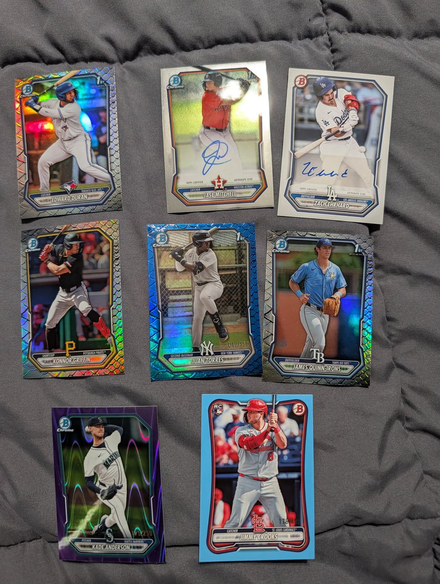 WreckItRyan's tweet photo. @CardPurchaser results from 3 blasters, not bad pulls! https://t.co/rcvLzBcaJr