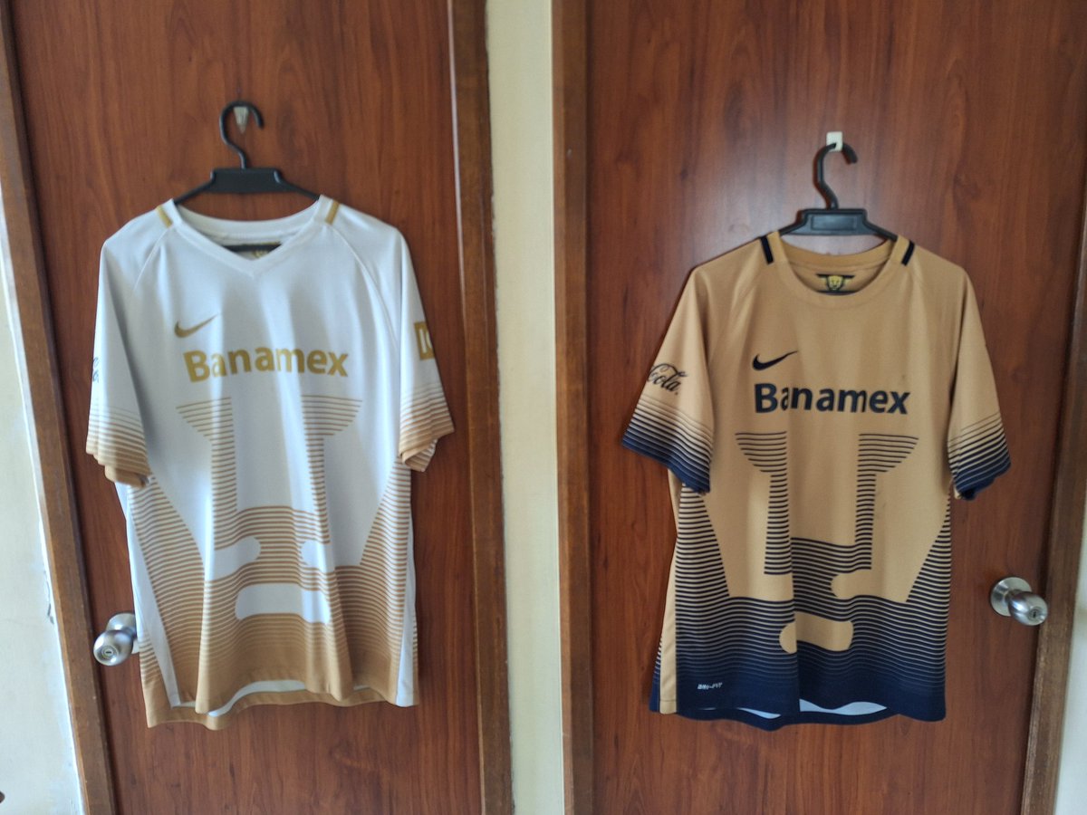 Alejandrothrash's tweet photo. Vamos carajo! @PumasMX Hoy la copa se queda en casa! https://t.co/HHz2tYIIlt