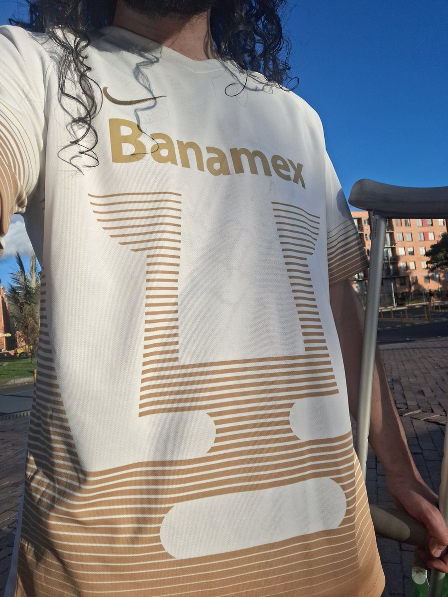 Alejandrothrash's tweet photo. Vamos carajo! @PumasMX Hoy la copa se queda en casa! https://t.co/HHz2tYIIlt