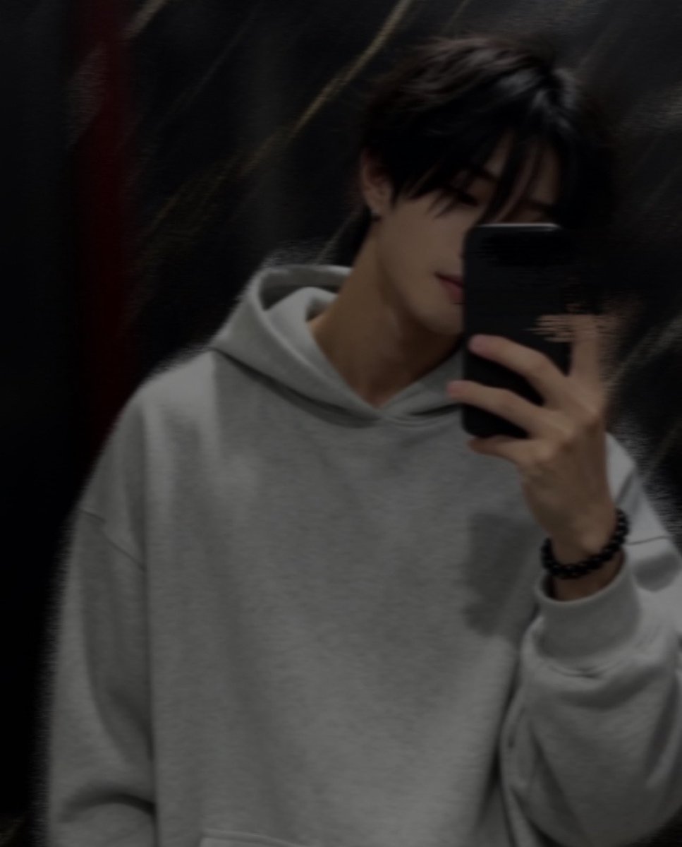 ^_^︎ tweet media