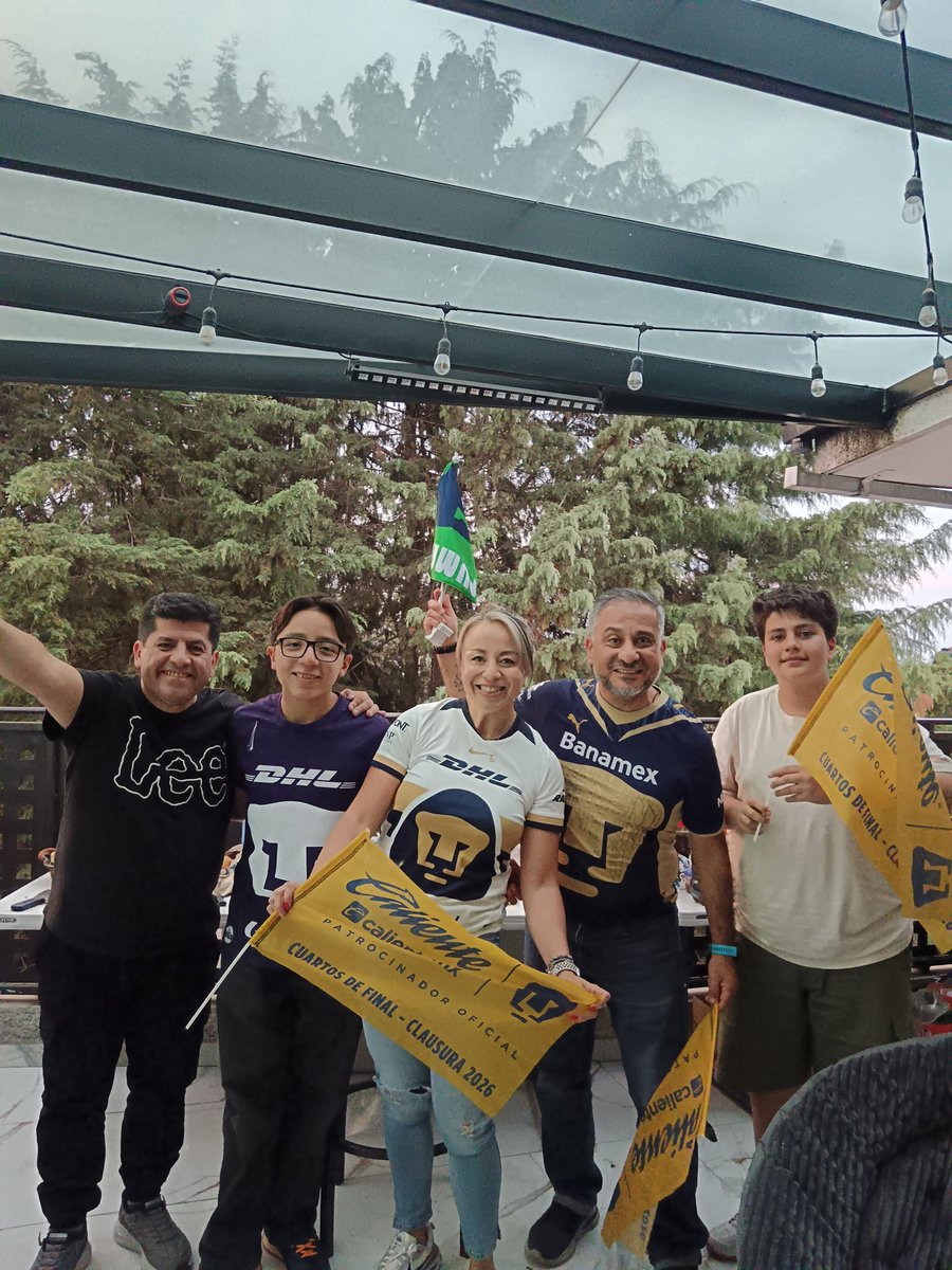 Princessberita's tweet photo. @TUDNMEX 
Entre amigos viendo #lafinaldelaobsesion https://t.co/4uaTLGDBB6