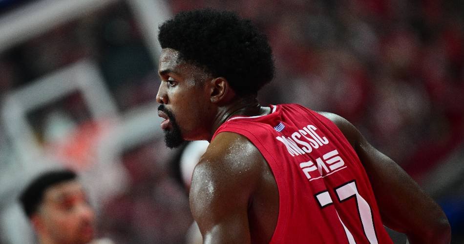 eurohoopsGR's tweet photo. 🗣️ "𝝙𝝚𝝢 𝝣𝝚𝝬𝝢𝝮 𝝥𝝤𝝪 𝝜𝝡𝝤𝝪𝝢, 𝝖𝝥𝝤 𝝩𝝜 𝝫𝝪𝝟𝝖𝝟𝝜 𝝡𝝚𝝬𝝦𝝞 𝝚𝝙𝝮"

🔴⚪️ Τρομερές ατάκες από τον #ShaqAttack του @Olympiacos_BC μετά την κατάκτηση της @EuroLeague 🏆 

🔗 https://t.co/5iCjSoqhRg 👀 https://t.co/WtxlP42yWF