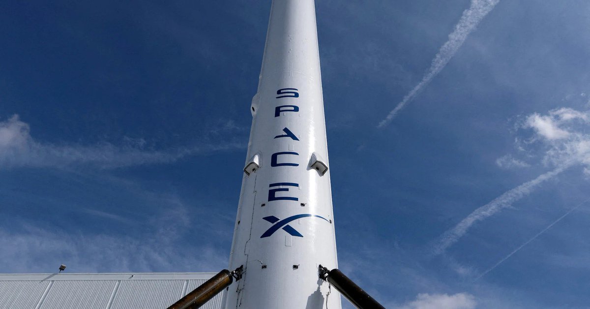 RocketmanElon tweet media